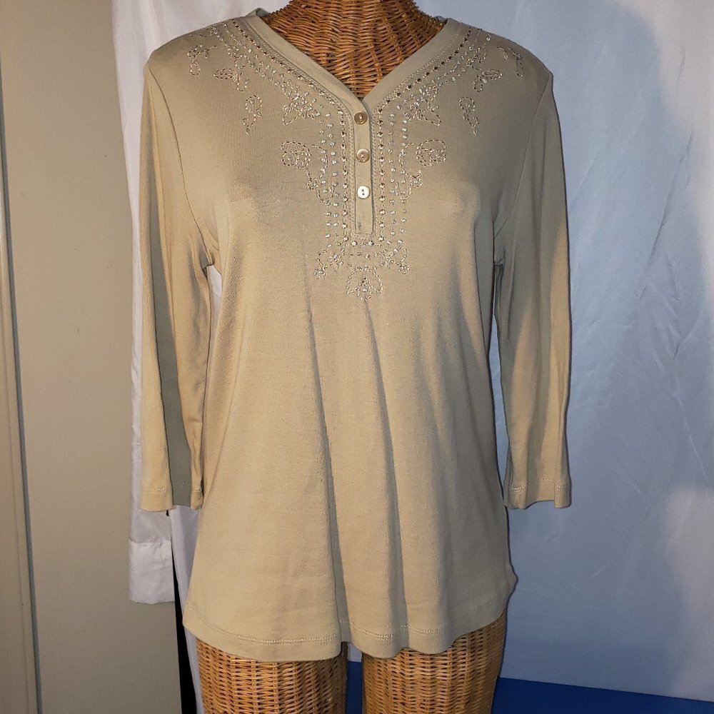 Ladies JESSICA Sport 3/4 Length V Neck Tunic w/Embroidered Neckline in Tan - M